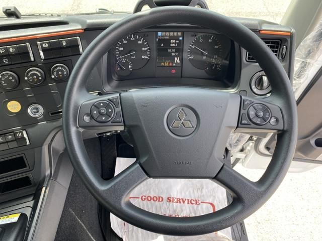 Mitsubishi GREAT 2026-06 8733101-17