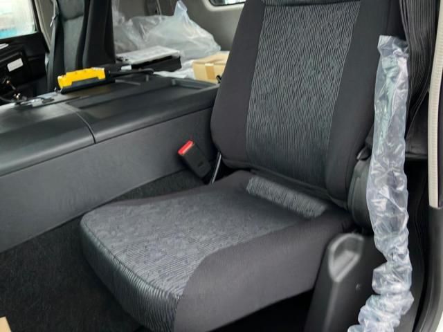 Mitsubishi GREAT 2026-05 8733106-15