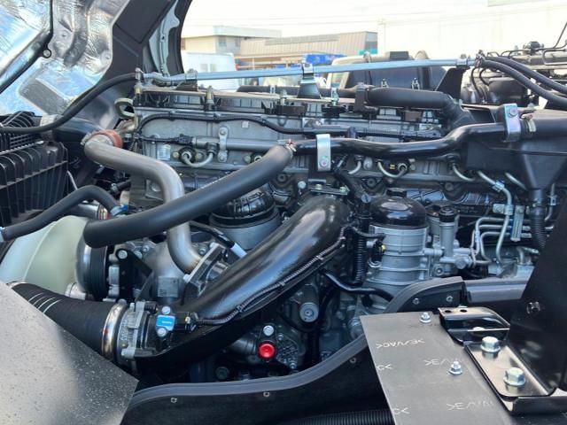 Mitsubishi GREAT 2026-05 8733113-16