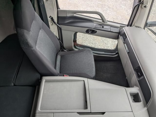 Mitsubishi GREAT 2024-07 8733117-22