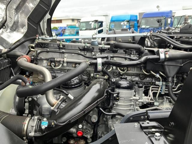 Mitsubishi GREAT 2026-05 8733103-19