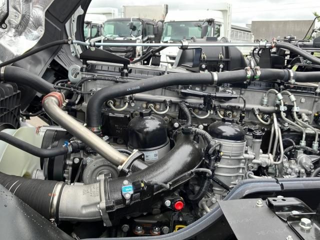 Mitsubishi GREAT 2026-05 8733109-16