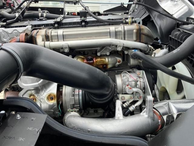 Mitsubishi GREAT 2026-05 8733109-17