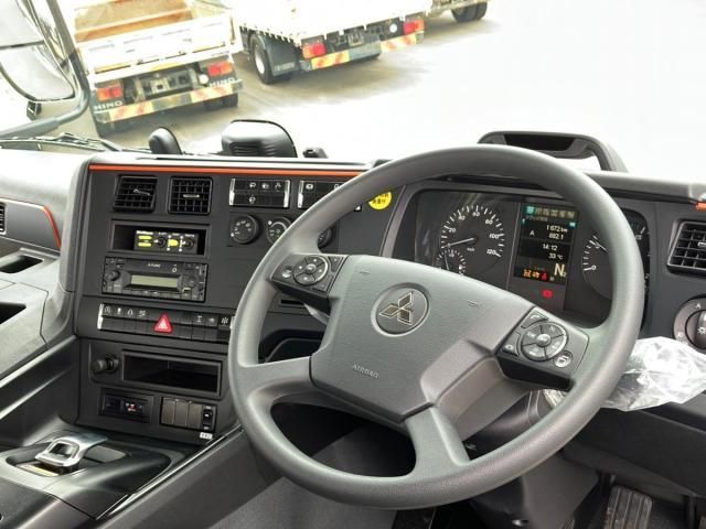 Mitsubishi GREAT 2026-05 8733109-20