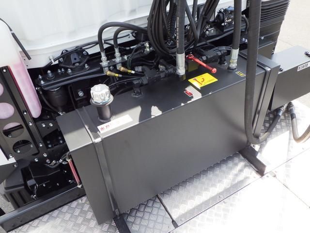 Mitsubishi GREAT 2026-04 8733105-9