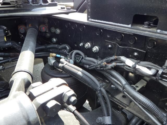 Mitsubishi GREAT 2026-04 8733105-16