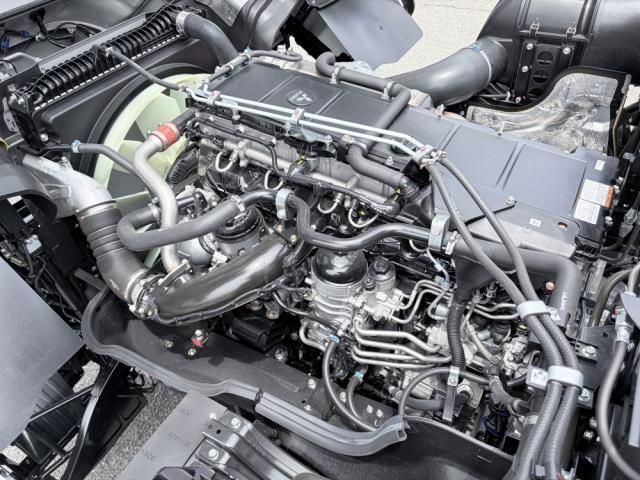 Mitsubishi GREAT 2026-05 8770767-10