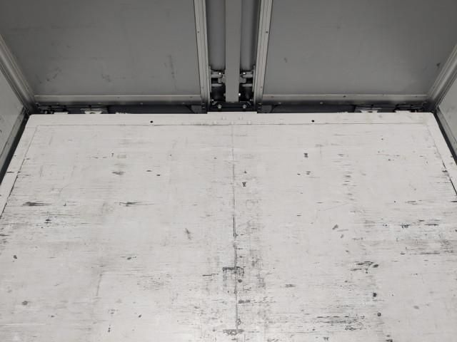 Mitsubishi GREAT 2015-03 8770782-20