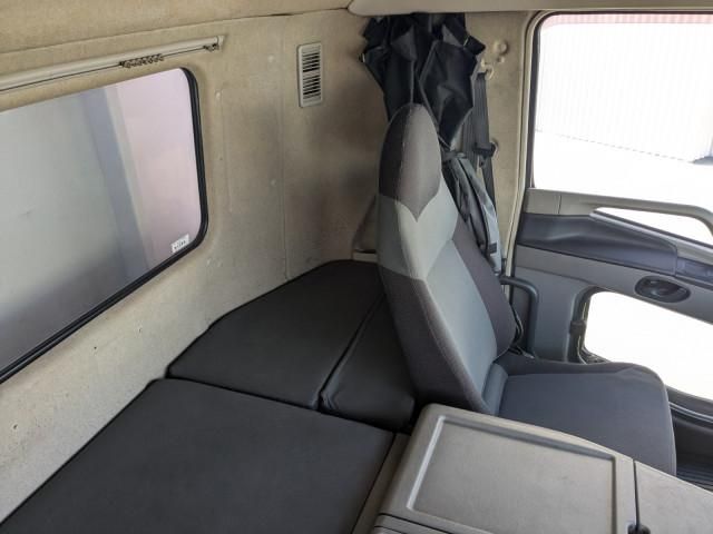 Mitsubishi GREAT 2015-03 8770782-23