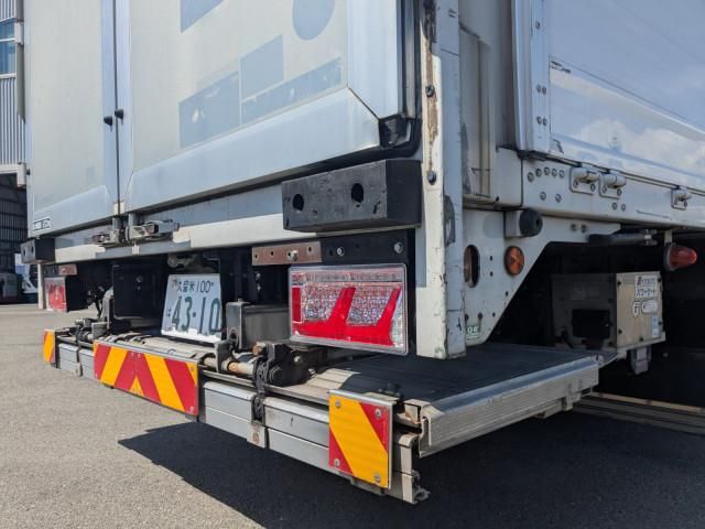 Mitsubishi GREAT 2015-03 8770782-6