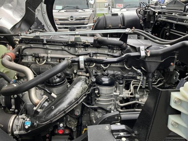 Mitsubishi GREAT 2026-05 8770766-17