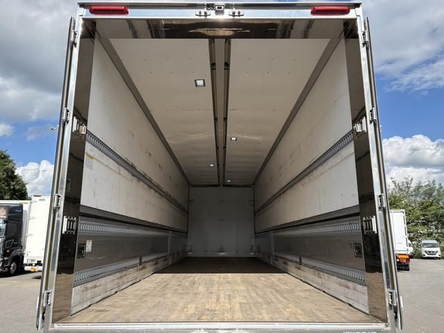 Mitsubishi GREAT 2022-08 8770779-19