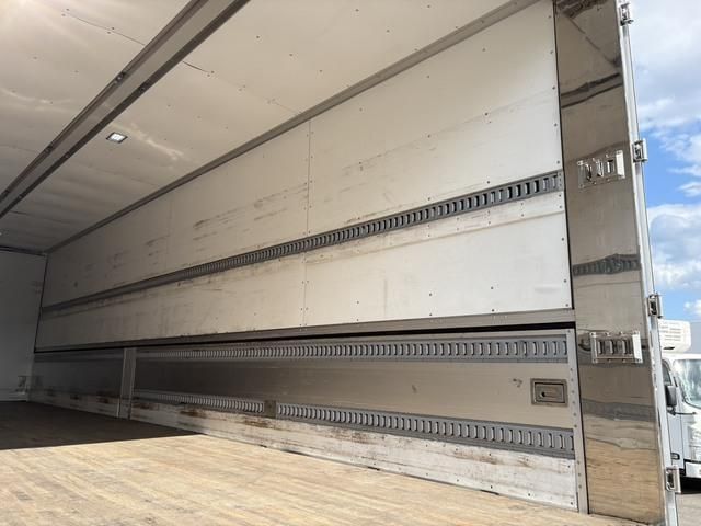 Mitsubishi GREAT 2022-08 8770779-26