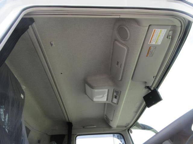 Mitsubishi GREAT 2026-06 8770770-13