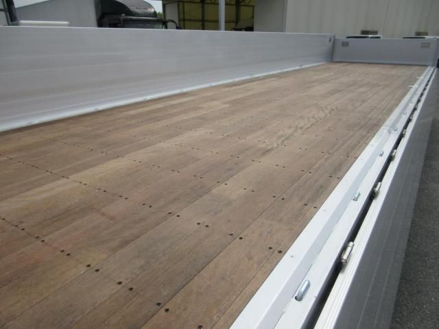 Mitsubishi GREAT 2026-06 8770770-24