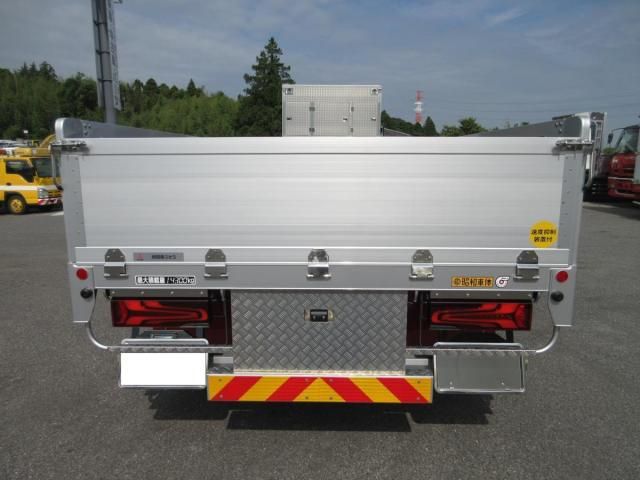 Mitsubishi GREAT 2026-06 8770770-4