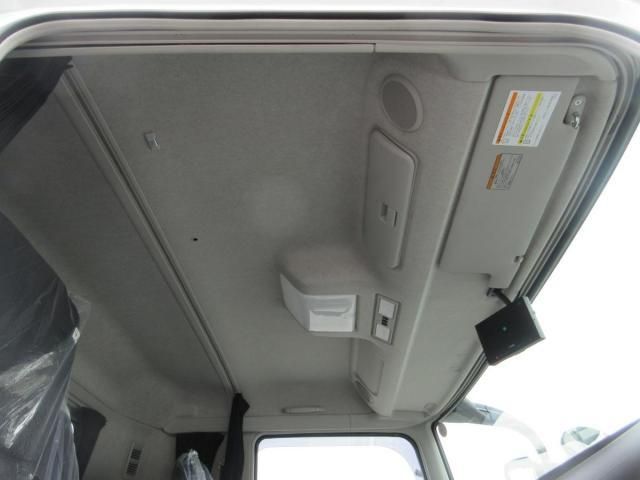 Mitsubishi GREAT 2026-06 8770769-14