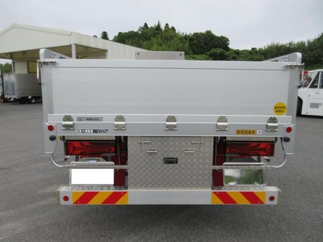 Mitsubishi GREAT 2026-06 8770769-4