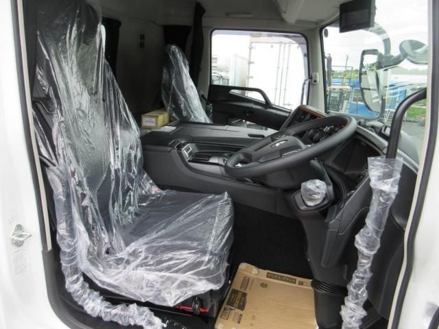 Mitsubishi GREAT 2026-06 8770769-6