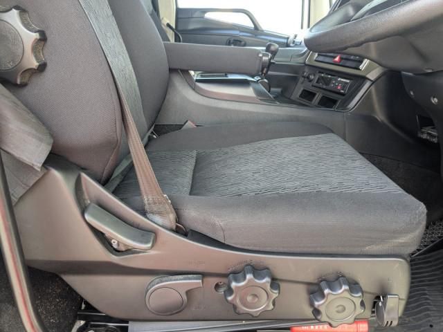 Mitsubishi GREAT 2023-06 8770778-20