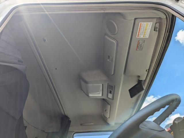 Mitsubishi GREAT 2023-06 8770778-21