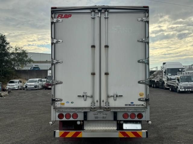 Mitsubishi GREAT 2017-02 8770786-15