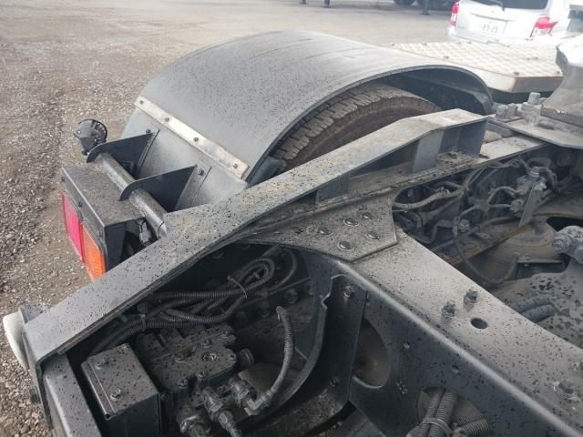 Mitsubishi GREAT 2015-01 8770785-16