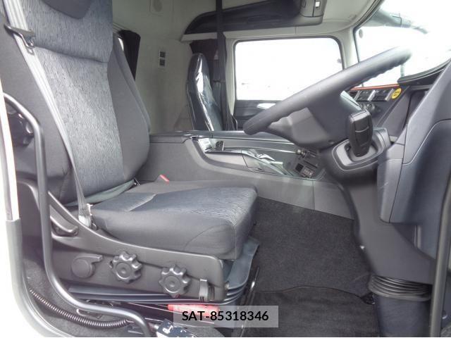Mitsubishi GREAT 2025-09 8797633-27