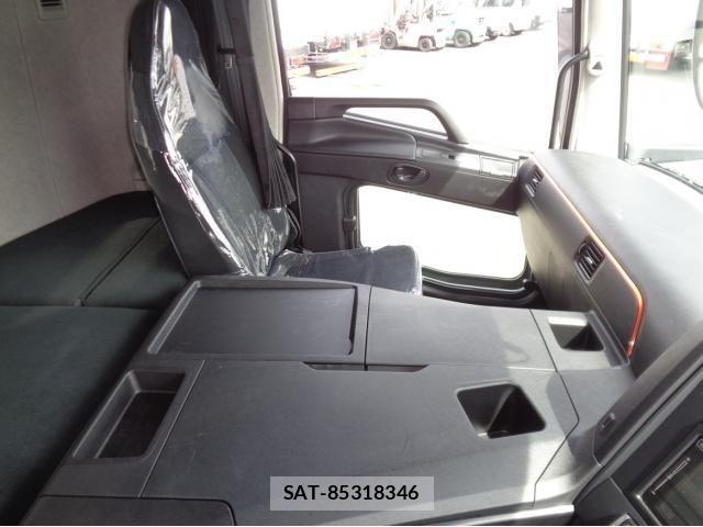 Mitsubishi GREAT 2025-09 8797633-28