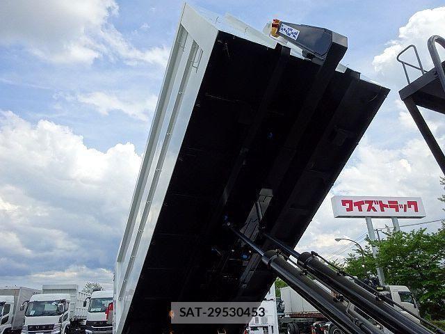 Mitsubishi GREAT 2026-04 8831872-17