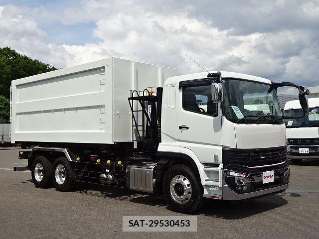 Mitsubishi GREAT 2026-04 8831872-3