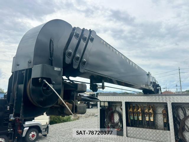 Mitsubishi GREAT 2018-07 8831876-28