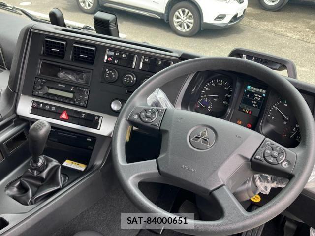 Mitsubishi GREAT 2026-04 8831871-20