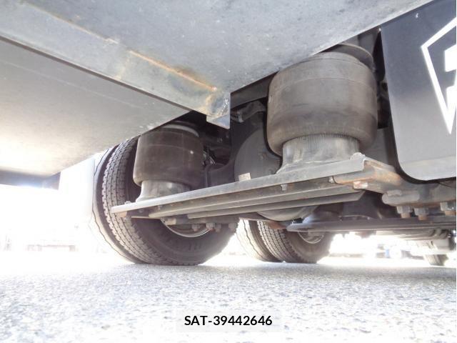 Mitsubishi GREAT 2025-01 8850765-12