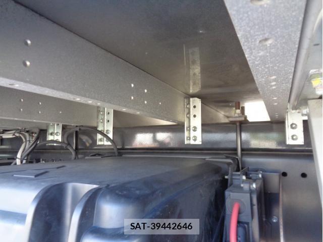 Mitsubishi GREAT 2025-01 8850765-17