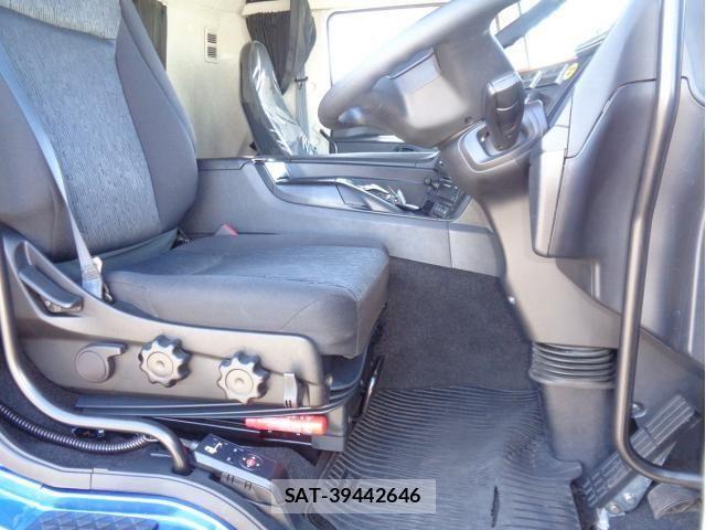 Mitsubishi GREAT 2025-01 8850765-26