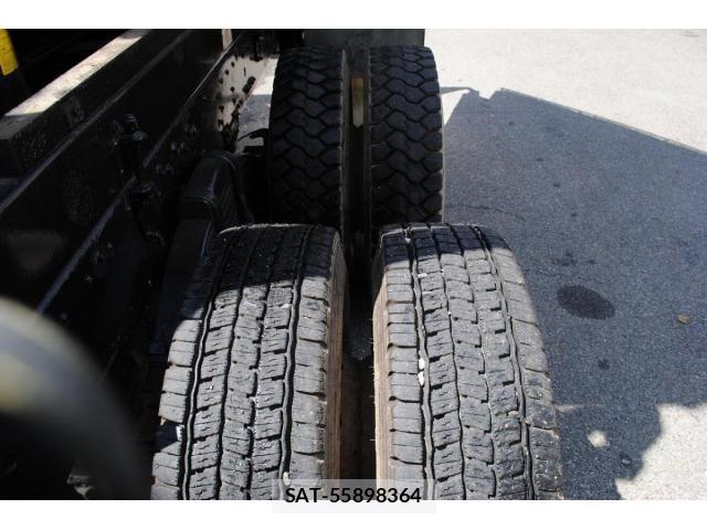 Mitsubishi GREAT 2015-04 8850770-19