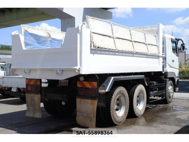 Mitsubishi GREAT 2015-04 8850770-5