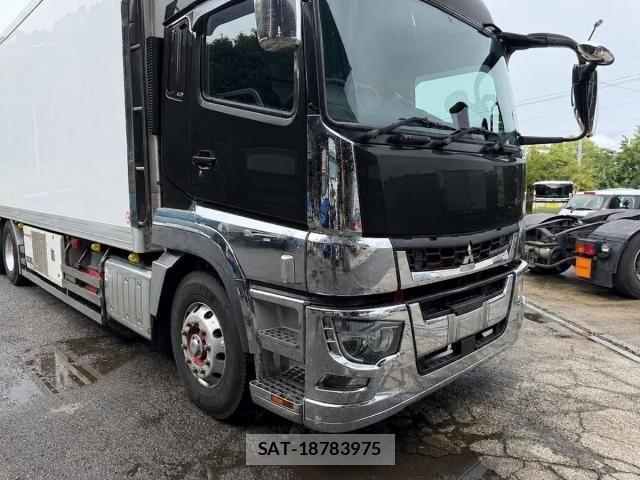 Mitsubishi GREAT 2021-01 8850766-17