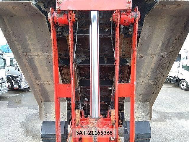 Mitsubishi GREAT 2003-12 8849910-9