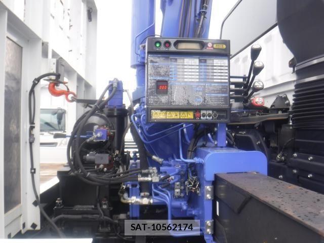 Mitsubishi GREAT 2019-07 8872173-14