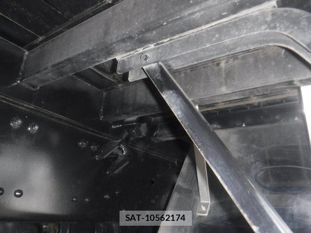 Mitsubishi GREAT 2019-07 8872173-24