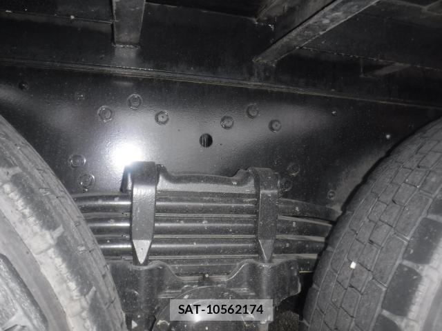 Mitsubishi GREAT 2019-07 8872173-25