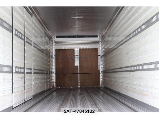 Mitsubishi GREAT 2019-01 8872176-10