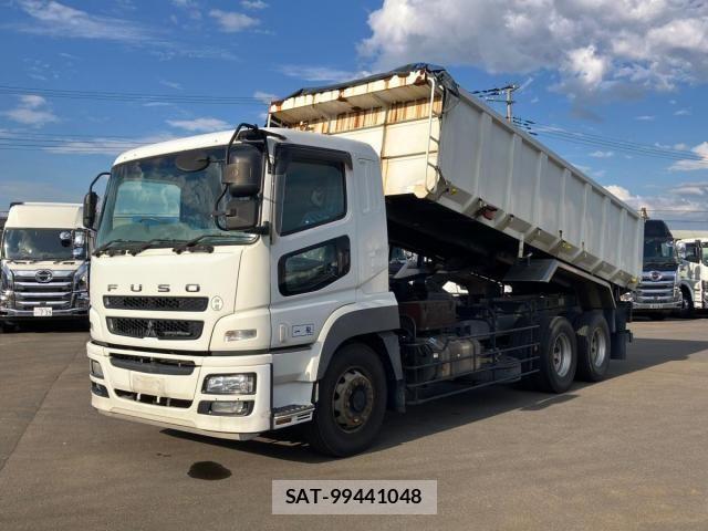 Mitsubishi GREAT 2014-03 8872181-0