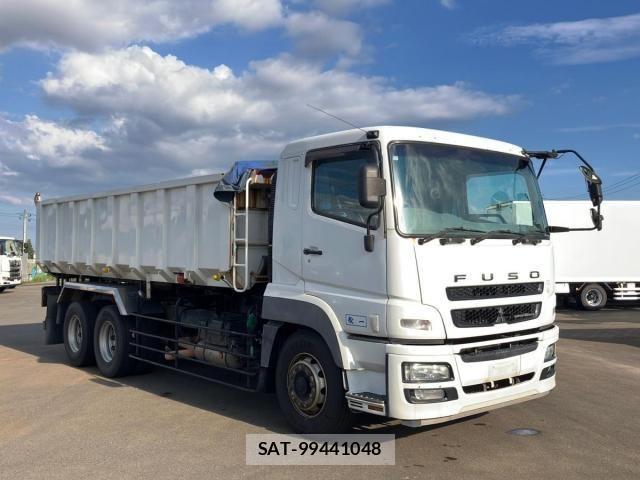 Mitsubishi GREAT 2014-03 8872181-1