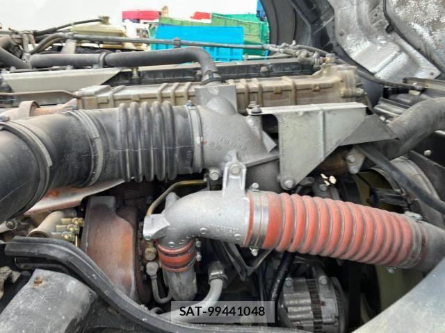 Mitsubishi GREAT 2014-03 8872181-19