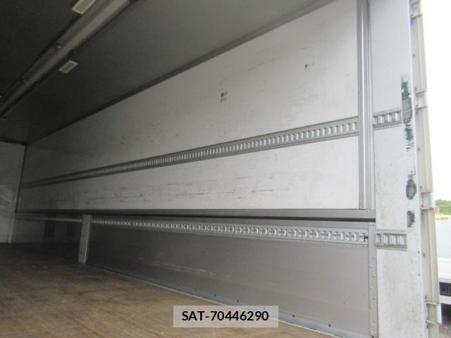Mitsubishi GREAT 2020-01 8872175-21