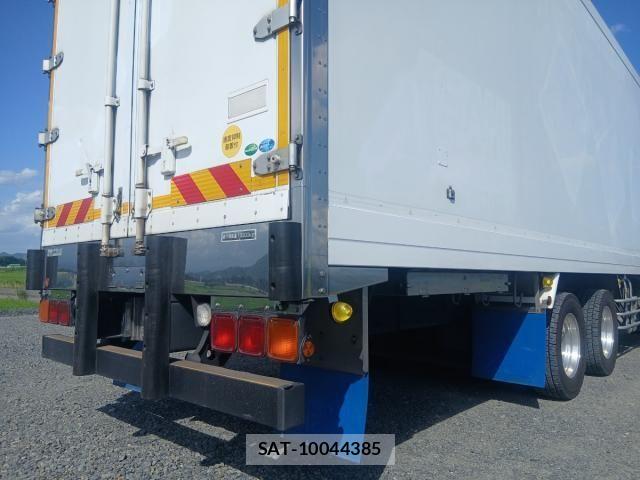 Mitsubishi GREAT 2020-02 8872178-23