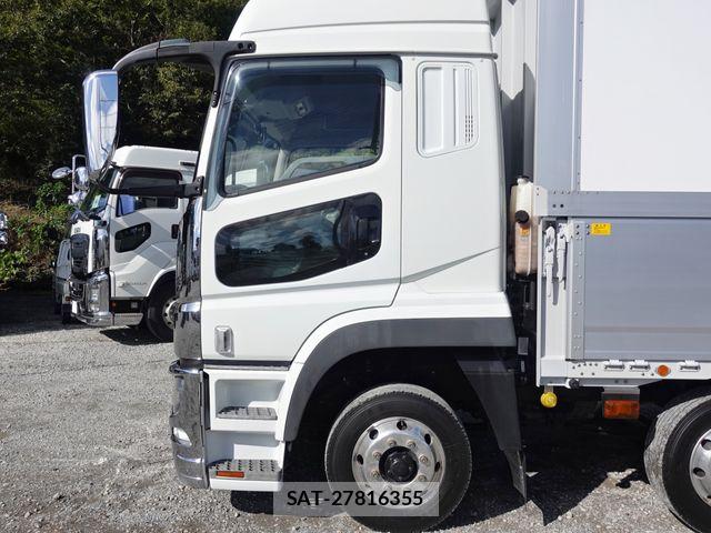 Mitsubishi GREAT 2020-06 8872184-12
